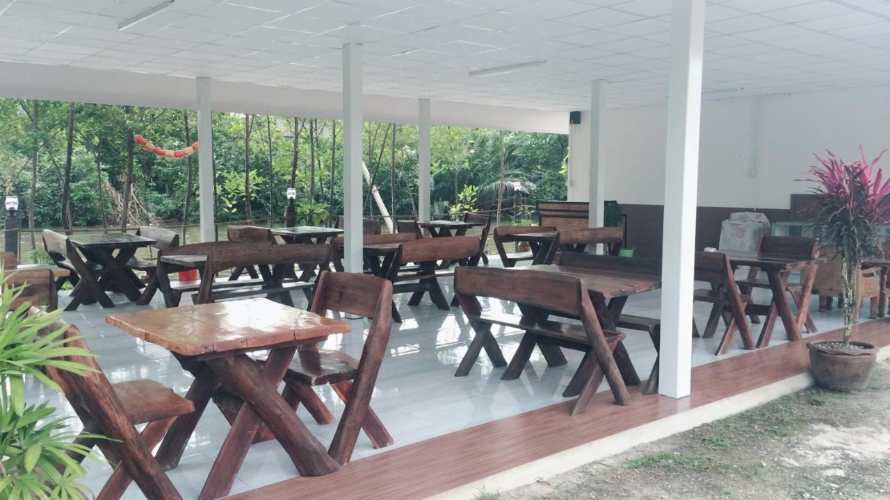 Апартаменты Saeng Tai Amphawa Samut Songkhram Экстерьер фото